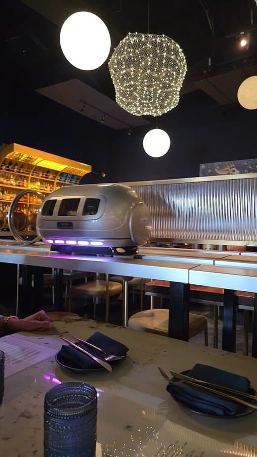 Practical Tips: Parking, Seating, And Photos