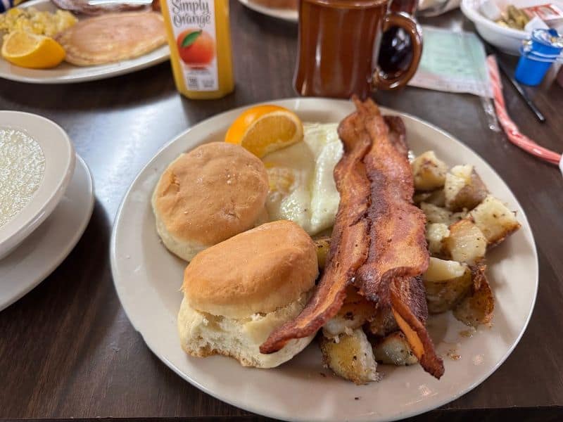 Breakfast That Starts Early