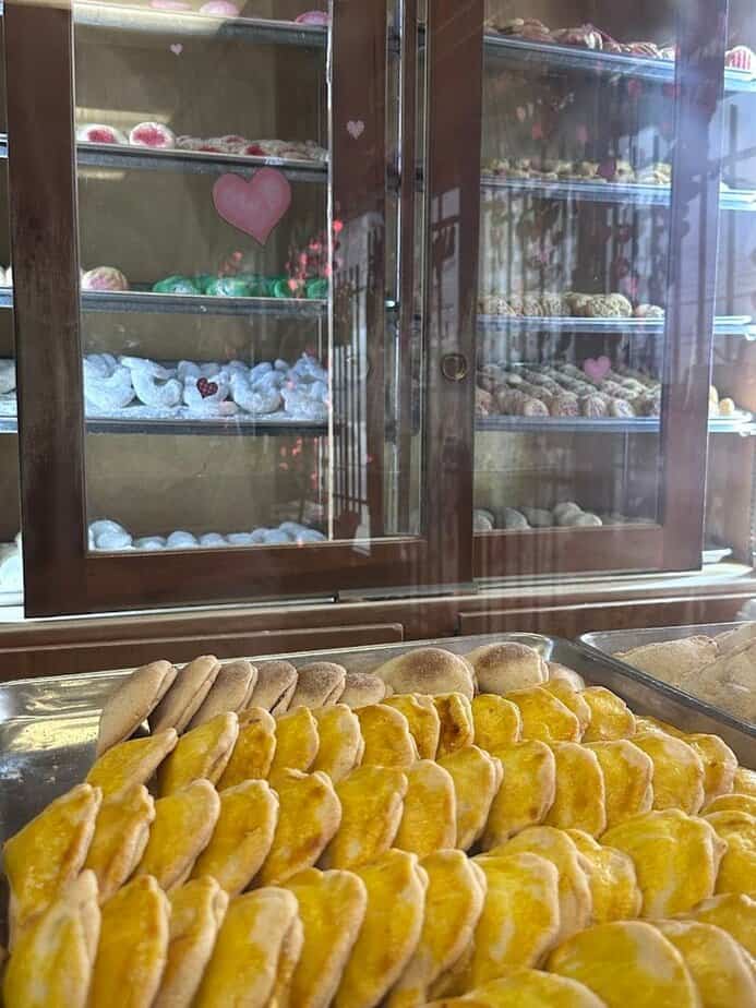 This Texas Bakery’s Pan Dulce Has Locals Lining Up Every Morning Pumpkin Empanadas