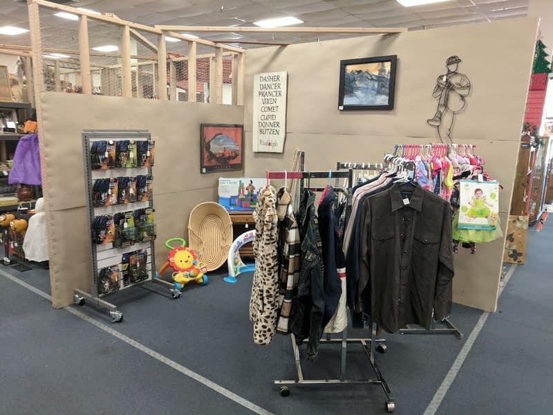 This Texas Flea Market Inside a Chicken Coop Is Packed With Hidden Treasures Facilities, Policies, and Planning Ahead