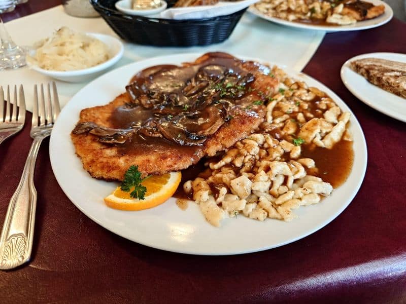 Jaeger Schnitzel With Mushroom Gravy