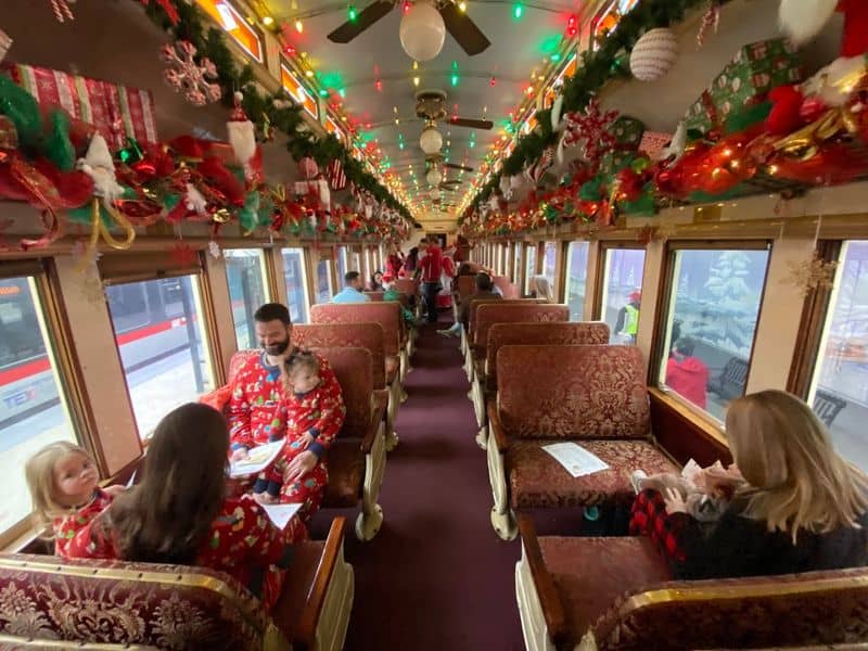 This Texas Train Ride Turns a Simple Day Into a Timeless Experience Seasonal Rides and Themes