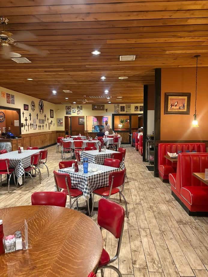 We Tracked Down the Most Delicious Chicken Fried Steak in Texas Atmosphere and Service