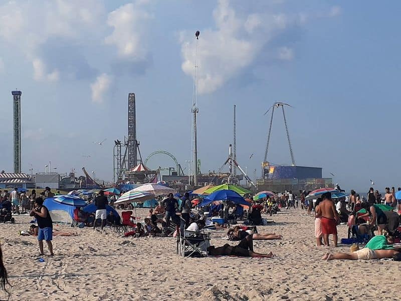 What to Know Before You Brave the Weekend Rush