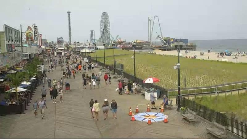 Why Seaside Heights Still Packs In Weekend Crowds