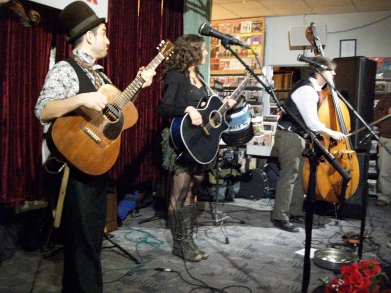 How live music and local charm keep the experience alive