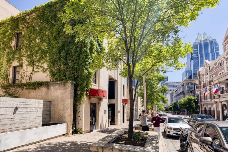 Hostel Connection and Community Vibe