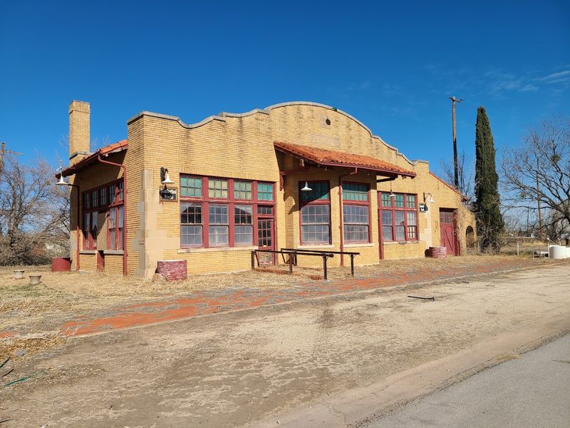 You Can Still Buy a Home Under $90,000 in This Texas City Fixer-Uppers Near Downtown Abilene