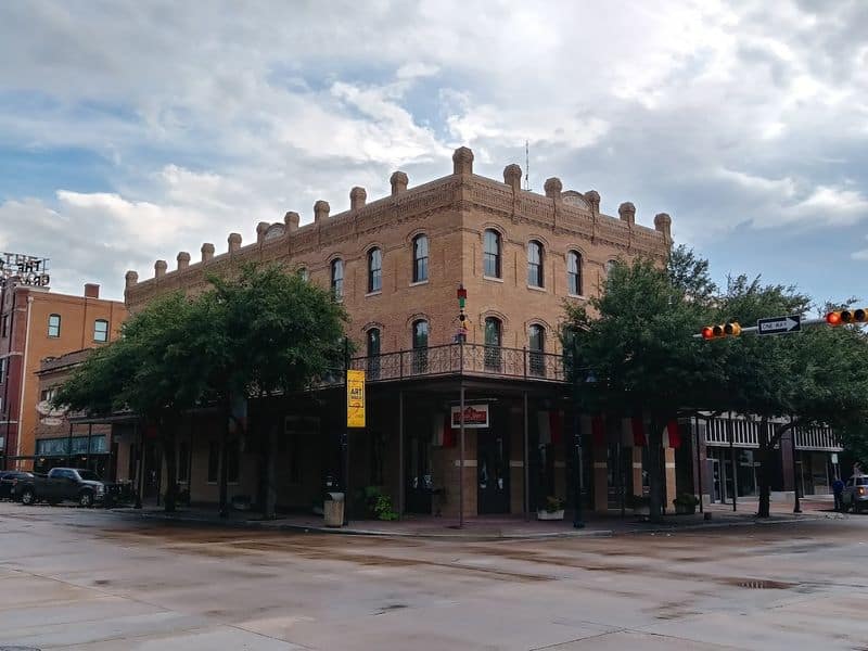 You Can Still Buy a Home Under $90,000 in This Texas City Mobile and Manufactured Homes on the Outskirts