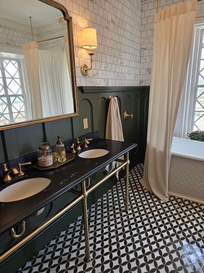 Inside the Tour: What You Will See