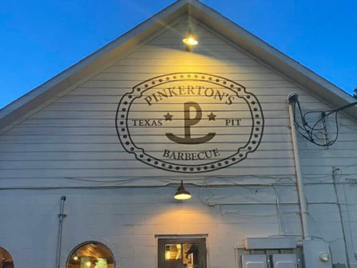 Everyone Orders the Brisket at This Texas BBQ Joint&mdash;and You Should Too