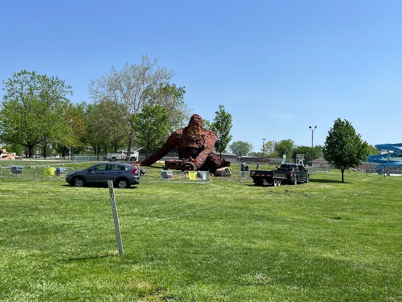 Tips for crowds, parking, and timing