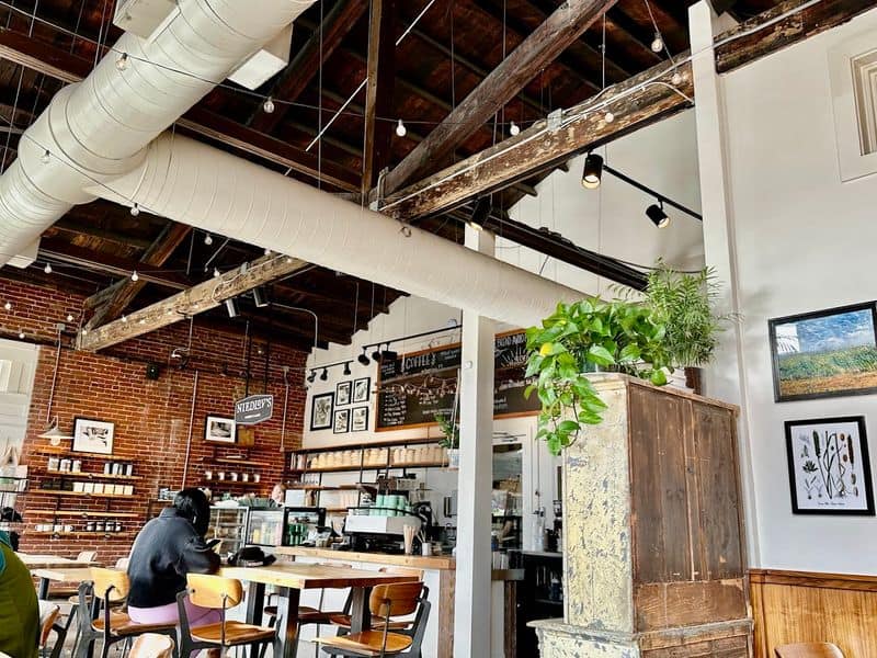 This Cozy Tennessee Gem Has Cinnamon Rolls Everyone’s Talking About