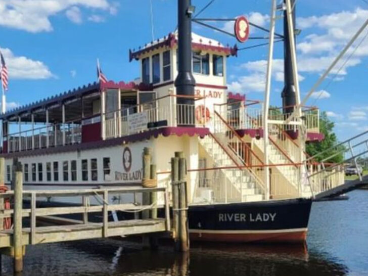 One of New Jersey&rsquo;s Most Relaxing Experiences Is This Charming River Cruise