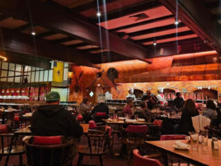 the beloved new jersey steakhouse that keeps winning fans with its salad bar