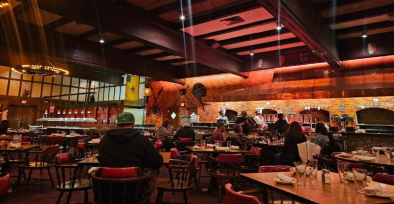 The Beloved New Jersey Steakhouse That Keeps Winning Fans With Its Salad Bar