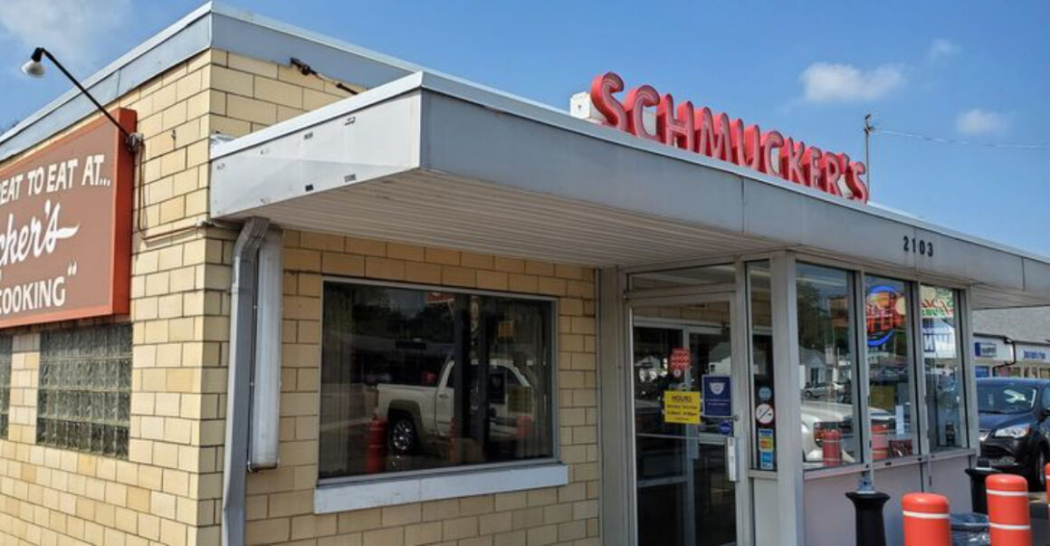 the best chocolate peanut butter pie in ohio is hiding inside this cozy diner