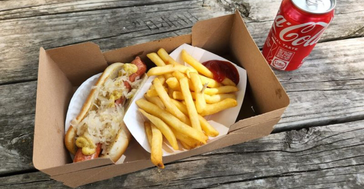 the historic new jersey roadside stand that keeps hot dog fans coming back