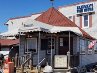 the seafood at this ohio restaurant is so good its totally worth a road trip