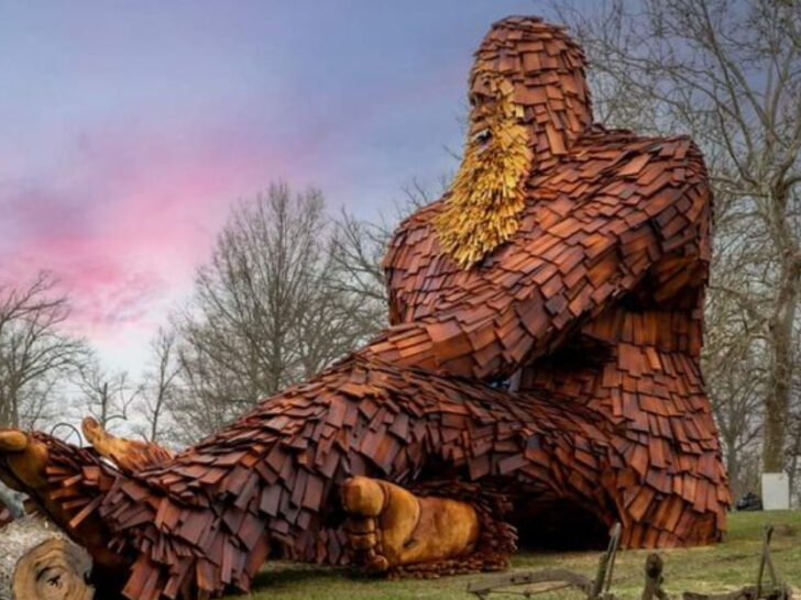 <h1>This 27-Foot Sasquatch Sculpture In Ohio Is So Quirky You Have To See It</h1>