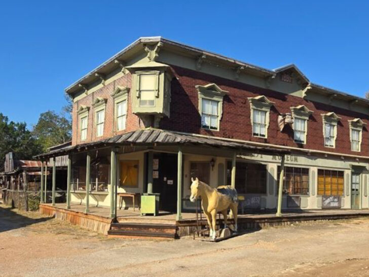 This Hidden Wild West Town Near Austin Is 100% Free To Enter