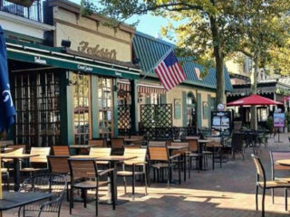 this historic new jersey restaurant has been winning over pizza lovers for generations