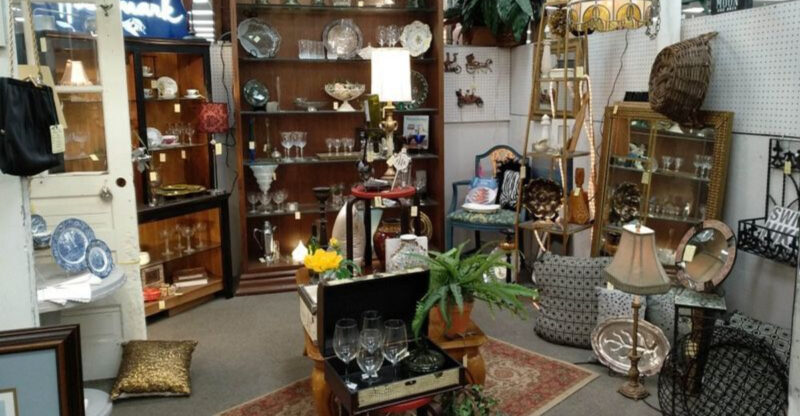 This Massive Ohio Antique Store Feels Like A Labyrinth Of Endless Finds