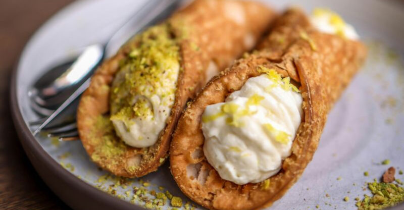 This New Jersey Bakery Might Ruin All Other Cannoli for You