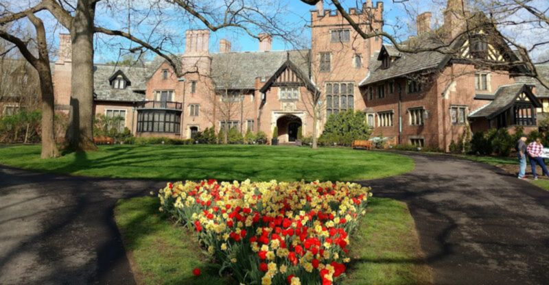This Ohio Castle Museum Turns A Simple Visit Into A Magical Experience