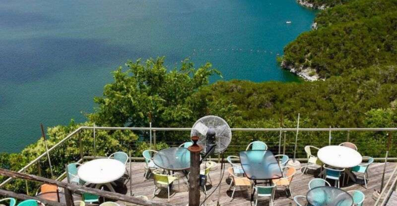 This Texas Restaurant Has the Ultimate Sunset Dinner View