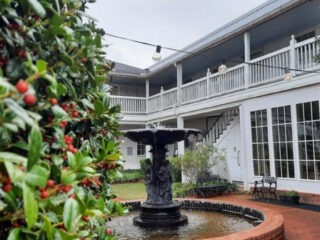 this tiny texas town feels frozen in timeand has the oldest hotel