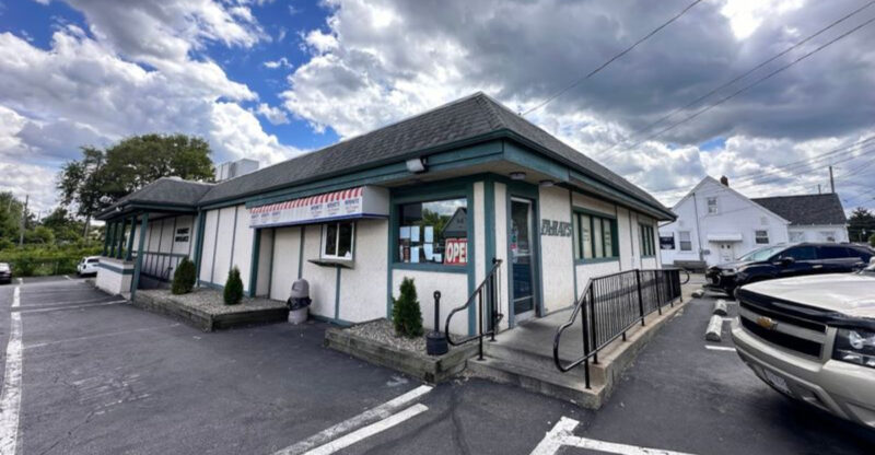 This Unassuming Restaurant In Ohio Has A Country Fried Steak So Delicious, It’s Worth A Road Trip