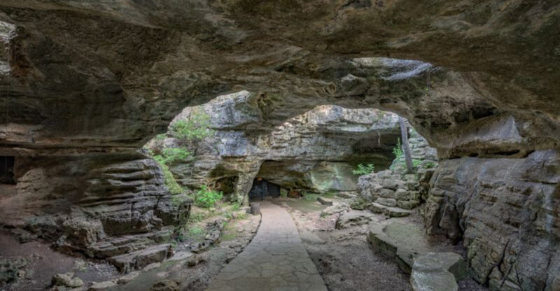 This Underground Texas River Cavern Was Once a Speakeasy Hiding a Notorious Secret