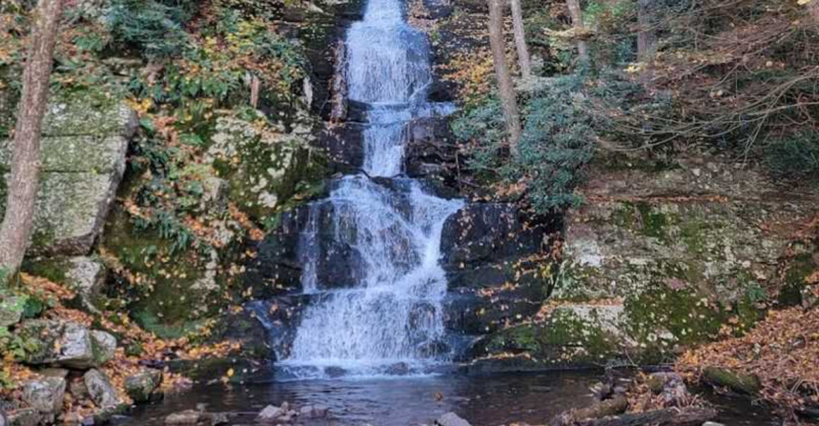 where to sip fresh spring water in new jersey without leaving the trailhead