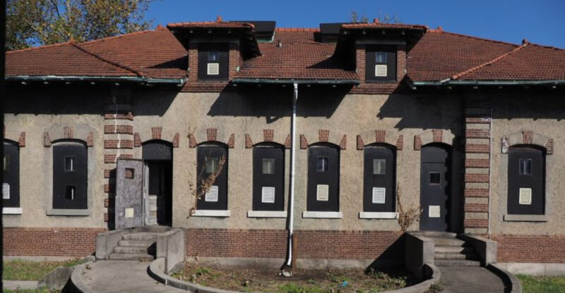 Why This Abandoned Hospital in New Jersey Feels Too Creepy to Visit Solo