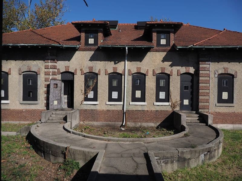 Ellis Island South Side Hospital Complex