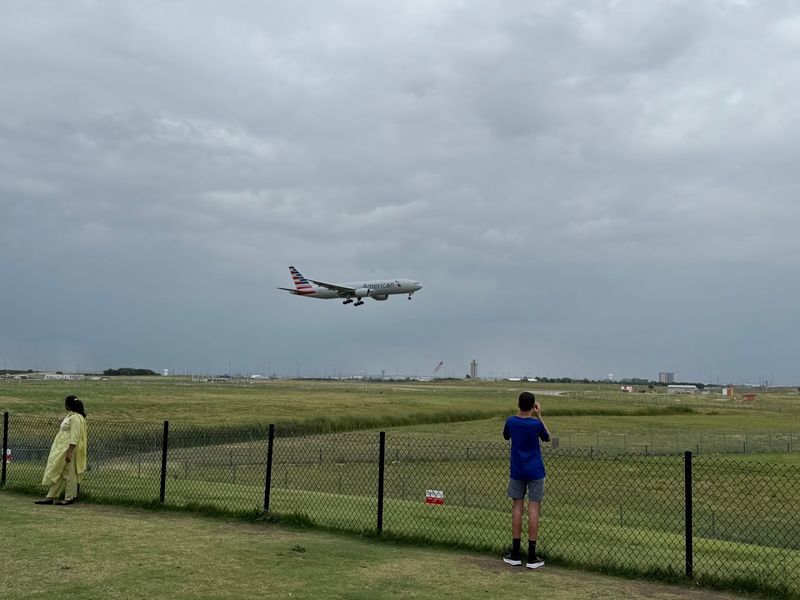 DFW’s Hidden Plane-Spotting Gem Has Reopened - And It’s Better Than Ever Best Times, Runways, And Wind Tips
