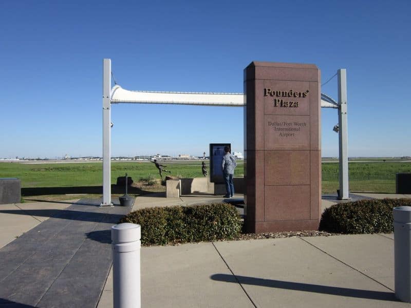 DFW’s Hidden Plane-Spotting Gem Has Reopened - And It’s Better Than Ever What Changed With The Reopening