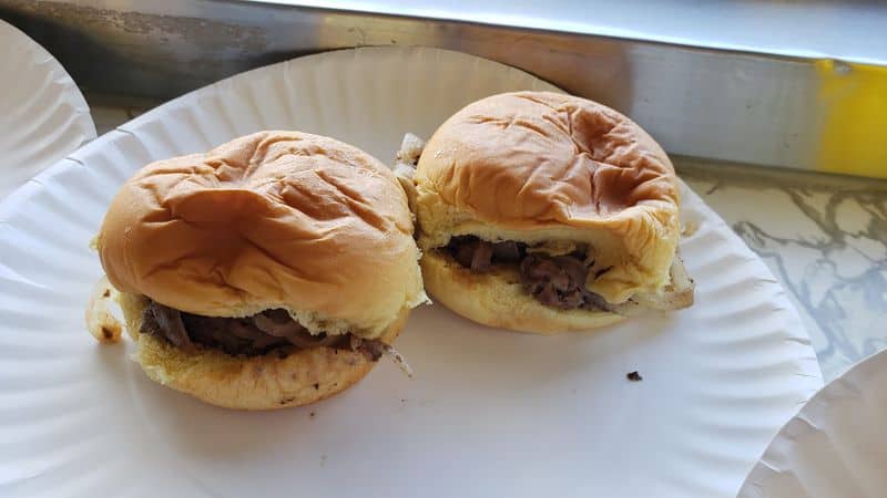 New Jersey Locals Still Line Up for This Tiny Burger Legend How White Manna became one of New Jersey’s true food institutions