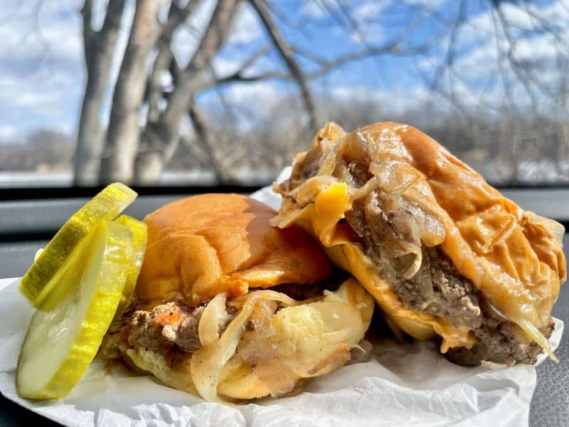 New Jersey Locals Still Line Up for This Tiny Burger Legend The old-school slider that keeps White Manna in the conversation