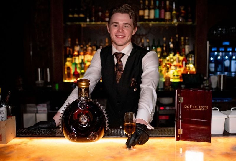 Service that makes the night