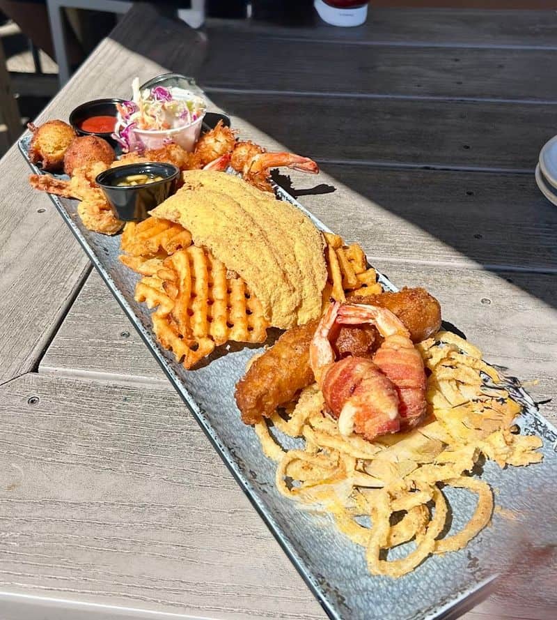 This Laid Back Texas Beach Spot Serves Incredible Food With a Gulf View The Spot Sampler Platter