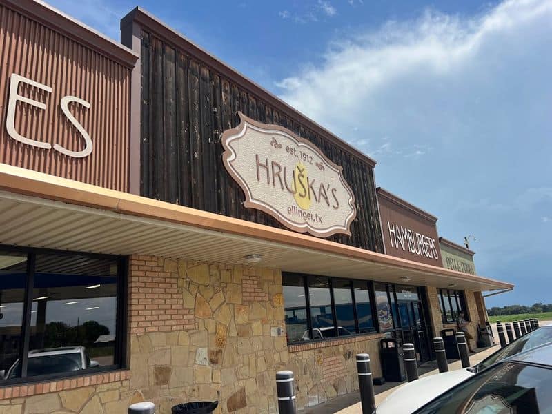 Perfect Midpoint Between Houston and Austin