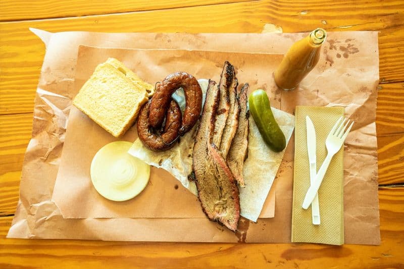 The Mustard-Tinged House Sauce