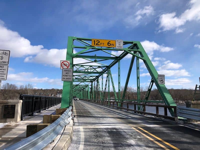 Why This Little New Jersey Bridge Feels Like a Two-State Adventure