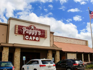 this texas mom and pop diner has everyone talking and for good reason