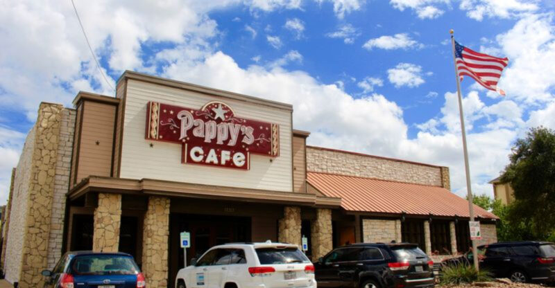 This Texas Mom-and-Pop Diner Has Everyone Talking (And For Good Reason)