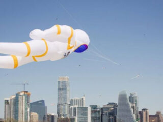 thousands of kites one epic day austins abc kite festival is back