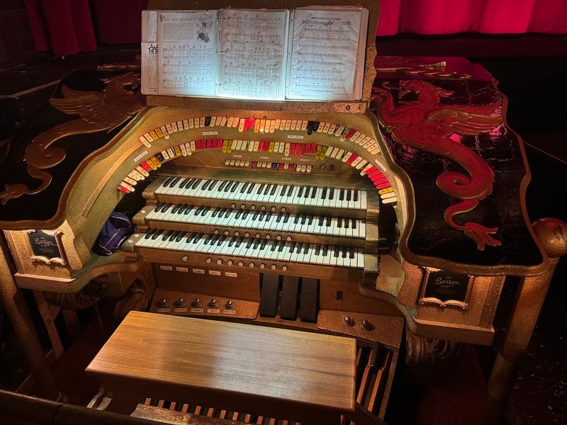 This 1928 Movie Palace In Michigan Still Runs Real Film While An Organ Rises Out Of The Stage The Organ That Steals the Show