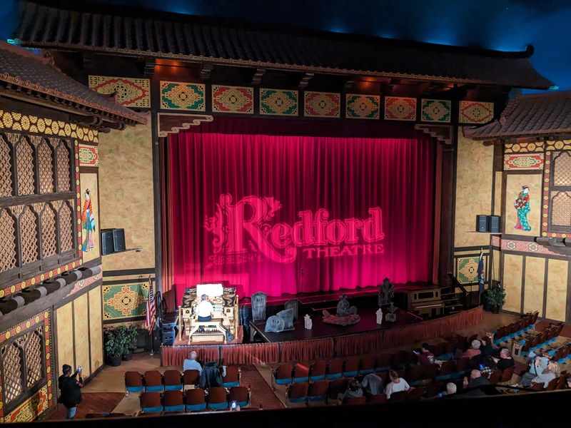 This 1928 Movie Palace In Michigan Still Runs Real Film While An Organ Rises Out Of The Stage Volunteers Who Run the Whole Show